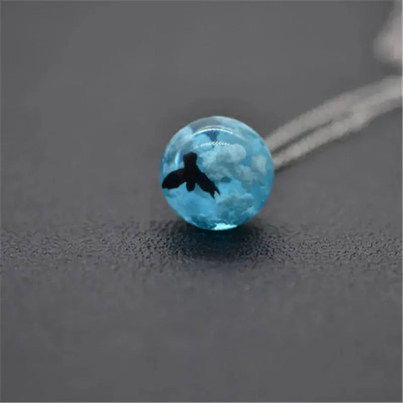 Chic Transparent Luminous Resin Round Ball Pendant Necklace Women Men Fashion Blue Sky Clouds Birds Necklace Jewelry theelegancejewellery