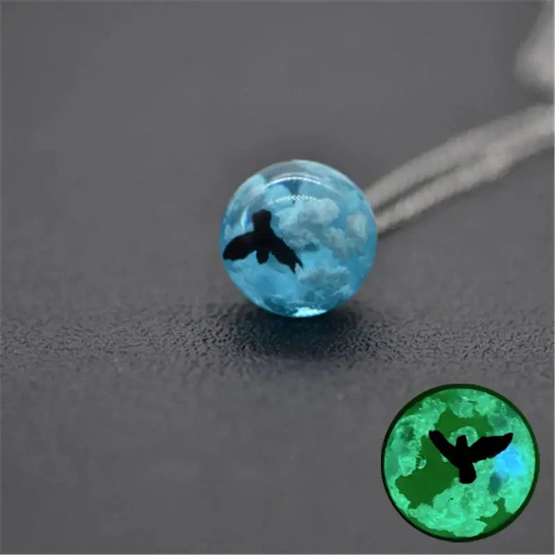 Chic Transparent Luminous Resin Round Ball Pendant Necklace Women Men Fashion Blue Sky Clouds Birds Necklace Jewelry theelegancejewellery