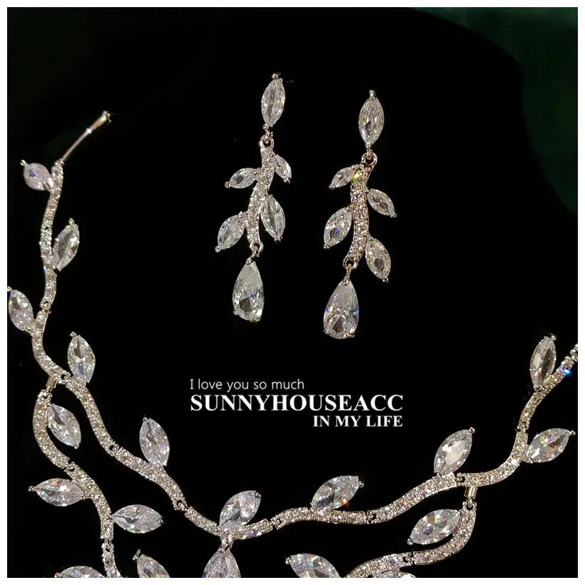 Fine Jewelry Sets For Women S925 Sterling Necklace Top Quality Floral Design Earrings Shinning Party Wedding Accessories Set theelegancejewellery