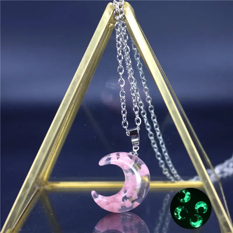 Chic Transparent Luminous Resin Round Ball Pendant Necklace Women Men Fashion Blue Sky Clouds Birds Necklace Jewelry theelegancejewellery