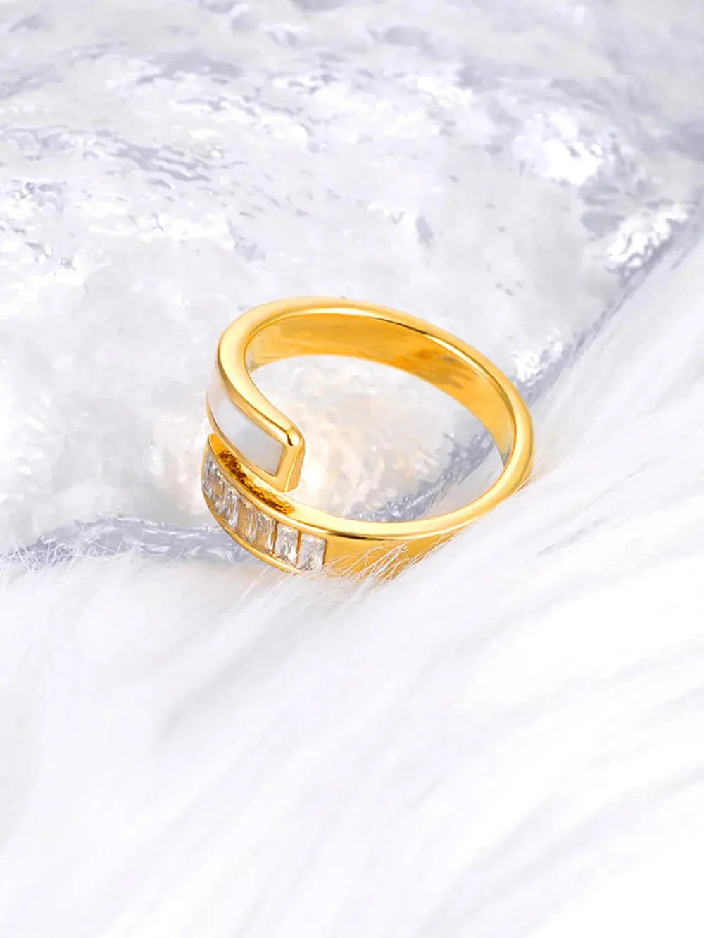Lokaer Fashion Cubic Zirconia Stainless Steel Waterproof Geometric Ring for Women White Shell Charm Personalized Jewelry R23016 EleganceJewellery