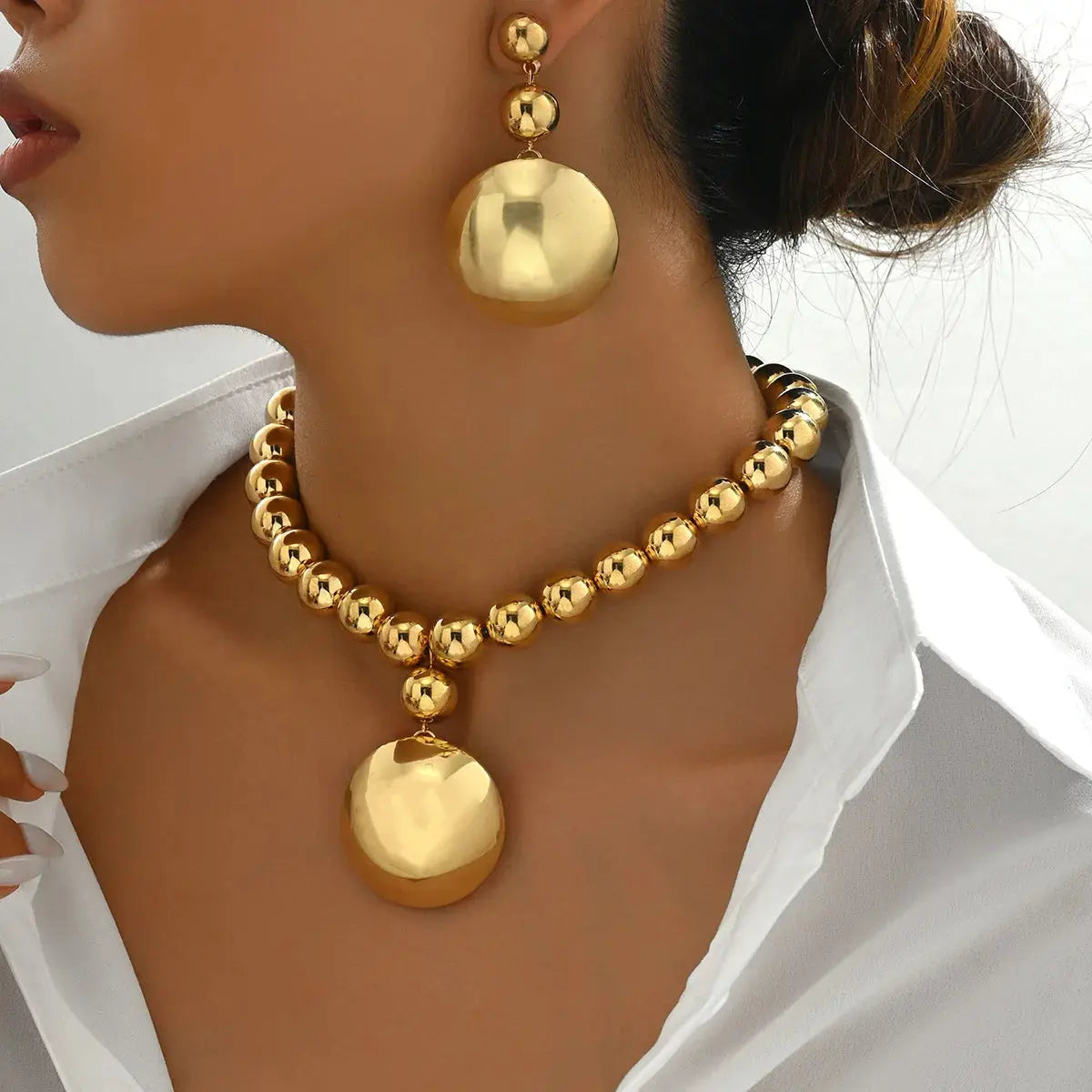 New Style Necklace and Earrings Jewelry Set, Fashionable and Unique Metal Bead Necklace, Niche High-End Pendant Earrings theelegancejewellery