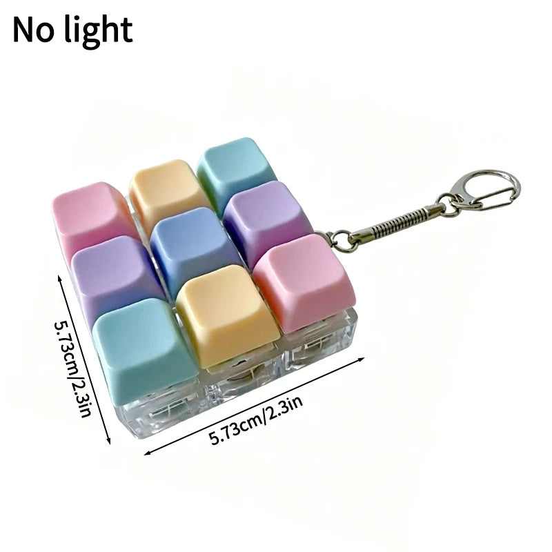 4-Key Polka Dot Keychain Pendant Fidget Stress Releasing Decompression Keychain Press Keyboard Button Keycap Bags Charm Pendant