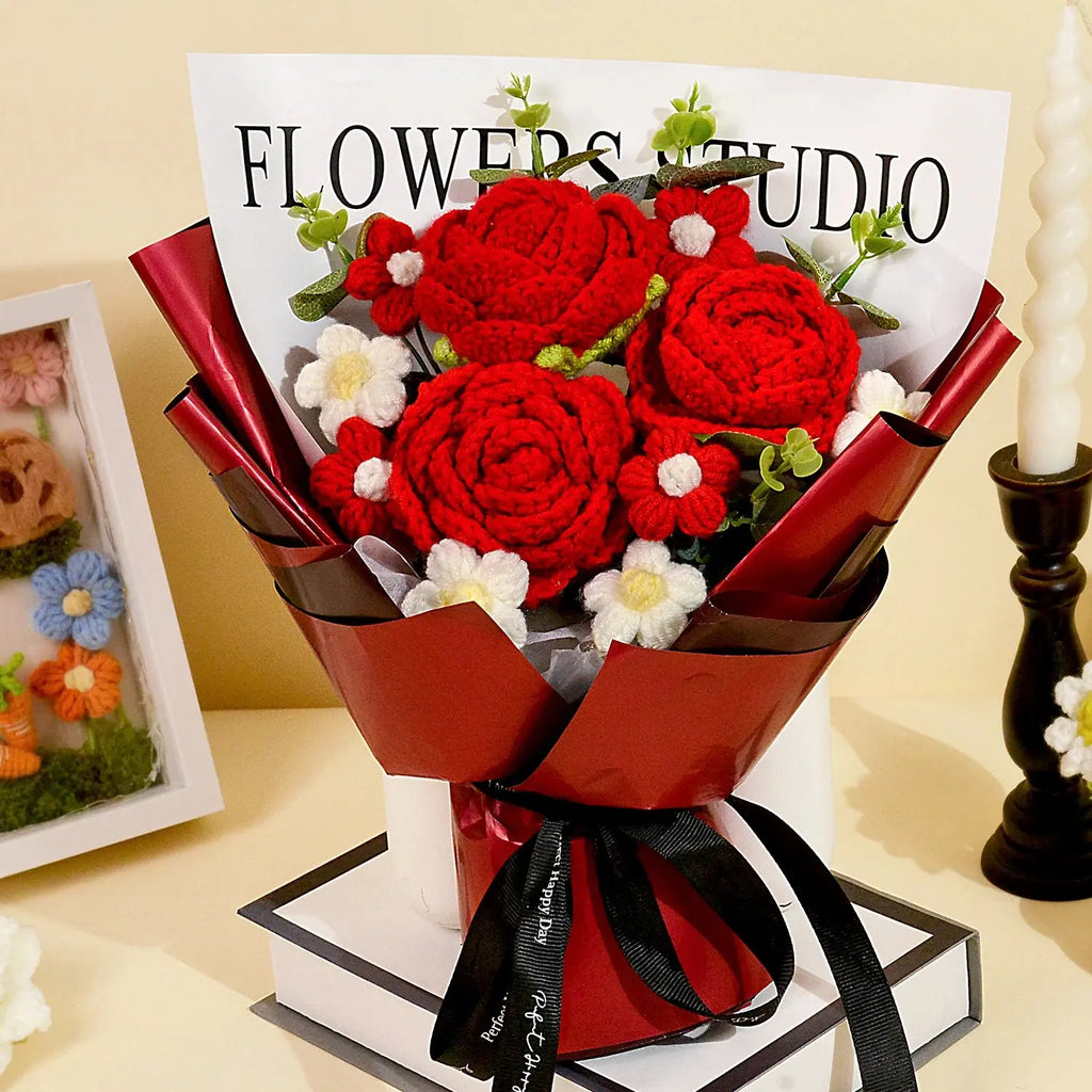 Crochet Red Rose Bouquet theelegancejewellery