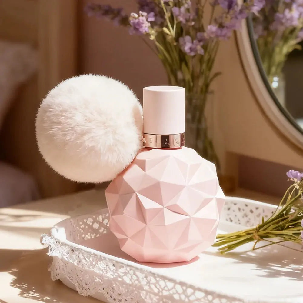 Ariana Grande Floral Perfume theelegancejewellery