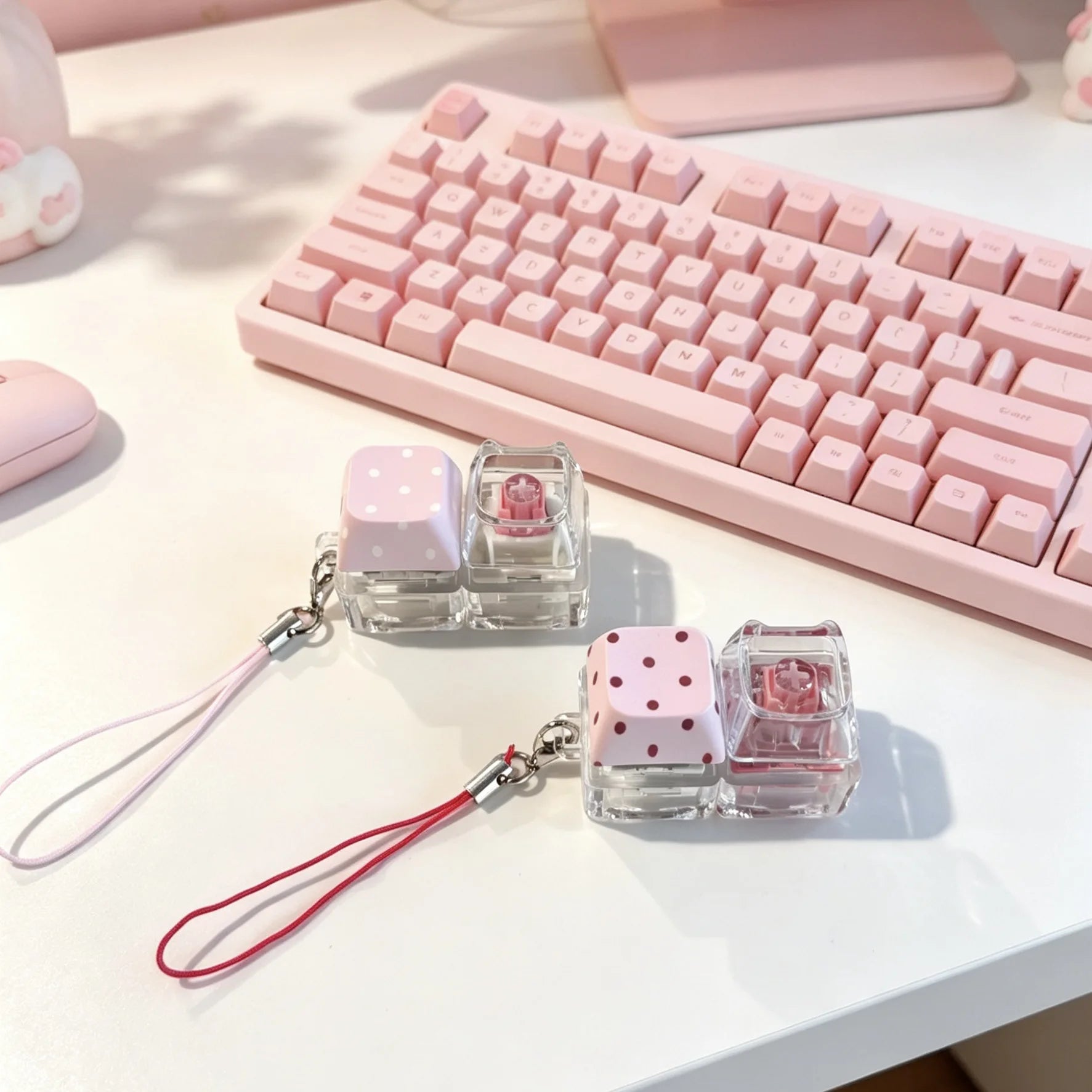 4-Key Polka Dot Keychain Pendant Fidget Stress Releasing Decompression Keychain Press Keyboard Button Keycap Bags Charm Pendant
