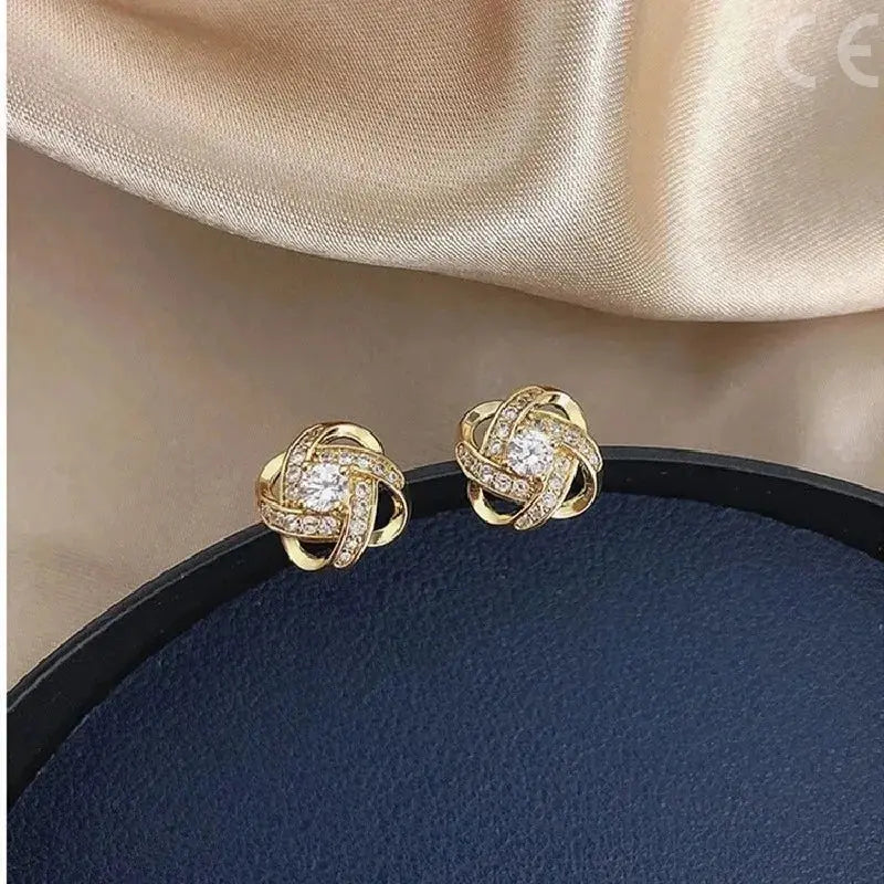 New Exquisite Shiny Zircon Heart Flower Earrings Korean Elegant Square Geometric Crystal Earrings for Women Fashion Jewelry Gift EleganceJewellery