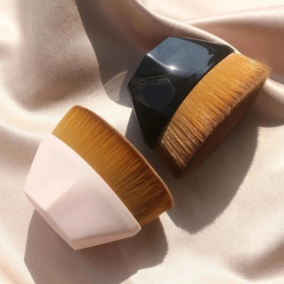 2-piece set of makeup tools: foundation brush, concealer brush, soft bristle brush, convertible makeup brush theelegancejewellery