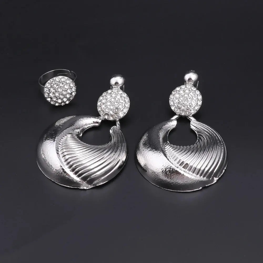 Dubai Jewelry Set For Women Silver Plated Luxury Necklace Earrings Bracelet And Ring Set Jewelry For Wedding Party Trending ﻿ theelegancejewellery