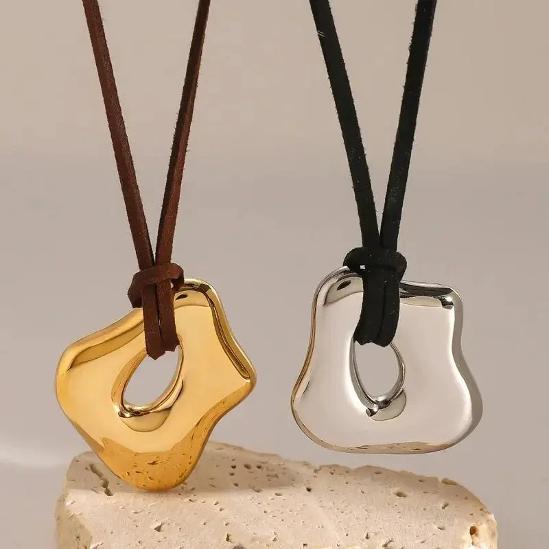 Modern Jewelry Popular Irregular Simply Design Smooth Hollow Pendant Necklace For Women Party Gifts Hot Sale Accessories theelegancejewellery